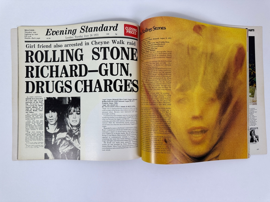 Just Added - 1976 Softcover Book The Rolling Stones: An Illustrated Record By Roy Carr [Photo 5]