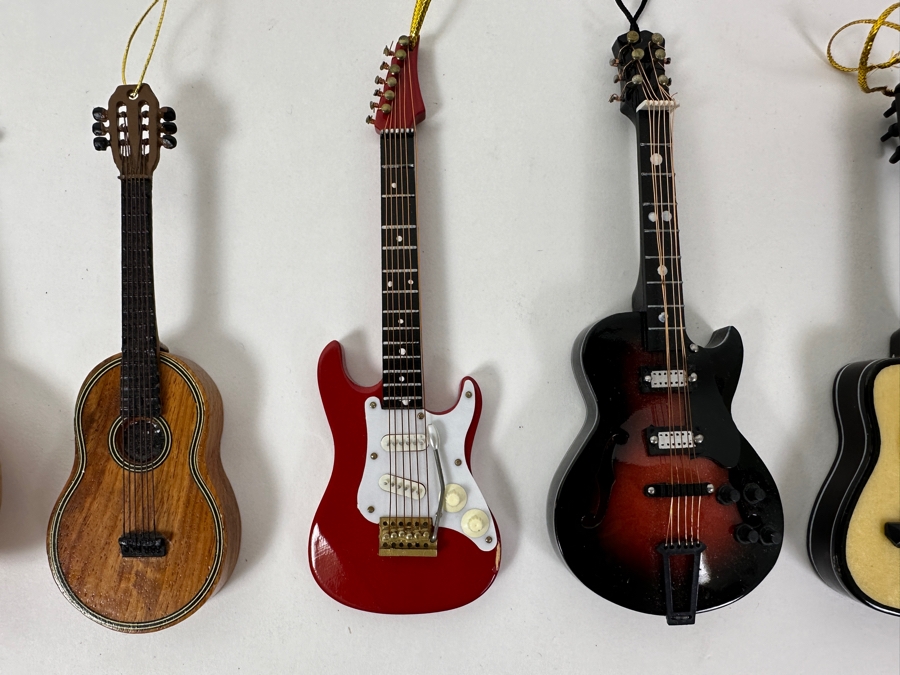Just Added - Five Miniature Musical Instrument Ornaments Including Guitars And A Mandolin [Photo 3]