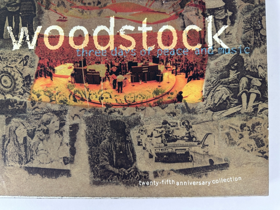 Just Added - Woodstock - Three Days Of Peace And Music - Twenty-Fifth Anniversary Collection Atlantic 82636-2 1994 4-Compact Disc CD Box Set
 [Photo 2]