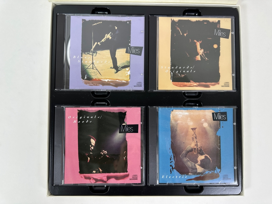 Just Added - Miles Davis - The Columbia Years 1955-1985 (Columbia) 4-Compact Disc CD Box Set [Photo 3]