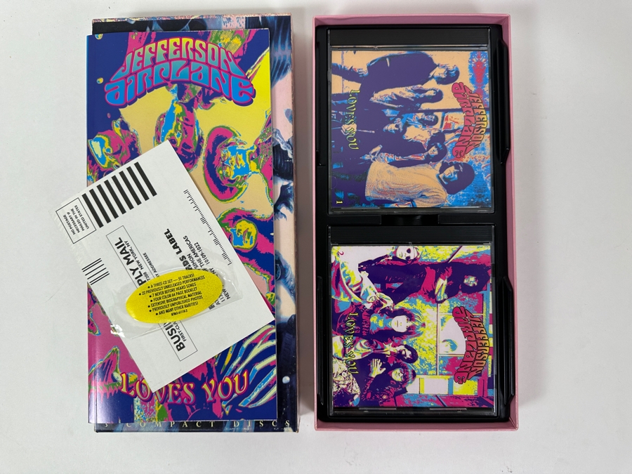 Just Added - Jefferson Airplane - Loves You RCA/Legacy 61110-2 1992 3 x CD Box Set [Photo 2]