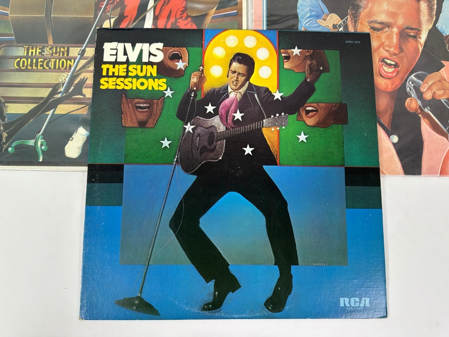 Just Added - (3) Elvis Vinyl Records [Photo 4]