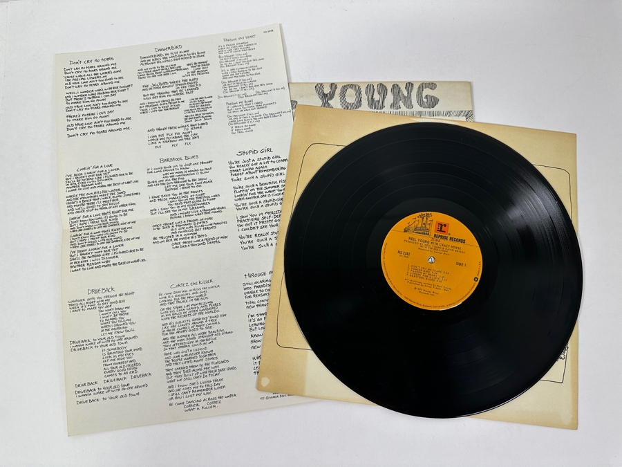 Just Added - Neil Young & Crazy Horse - Zuma - Reprise Records MS 2242 1975 Vinyl Record [Photo 3]