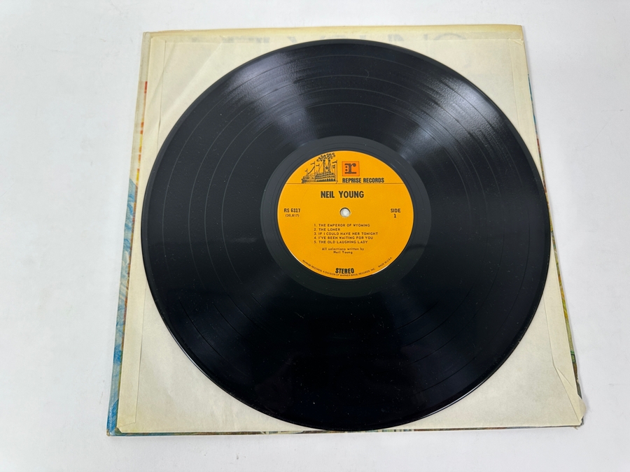 Just Added - Neil Young - Neil Young - Reprise RS 6317 1969 Vinyl Record [Photo 4]