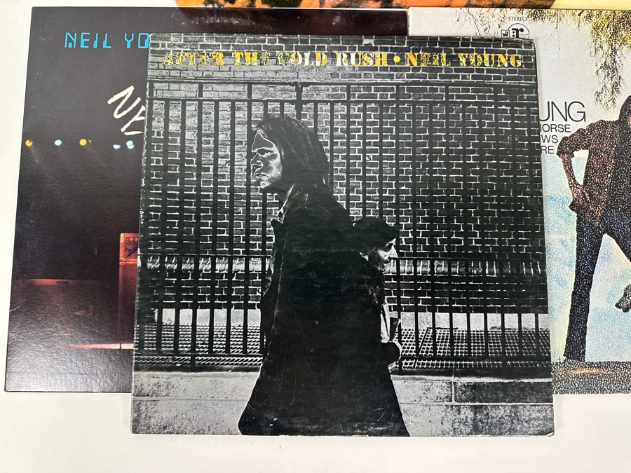 Just Added - (5) Neil Young Vinyl Records [Photo 5]