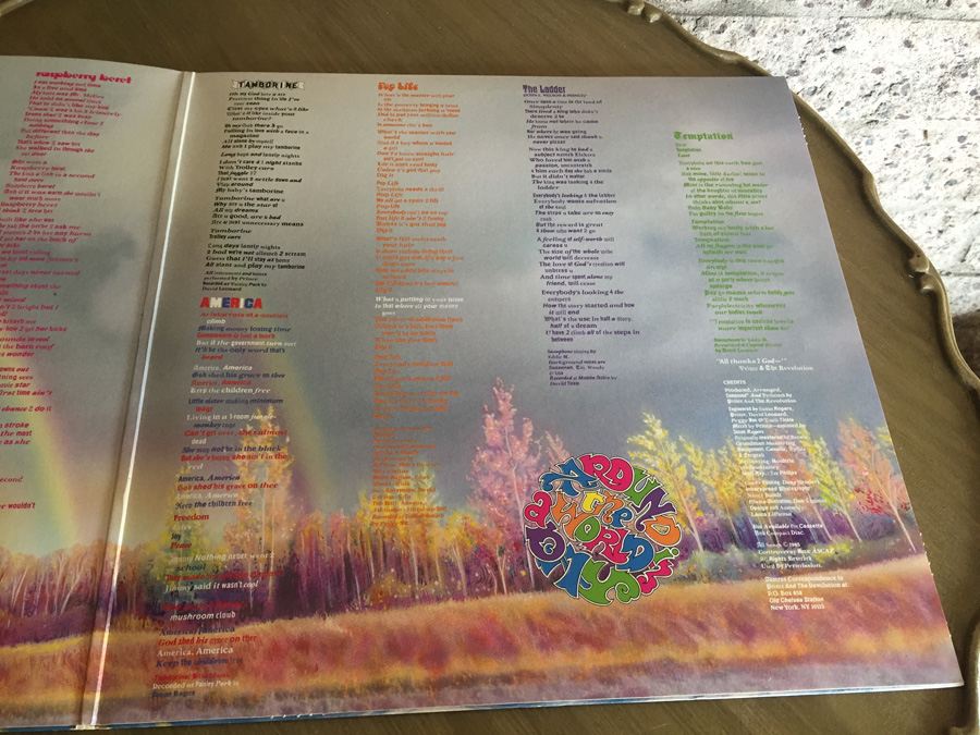 Prince And The Revolution ‎- Around The World In A Day - Paisley Park ‎- 1-25286 [Photo 4]