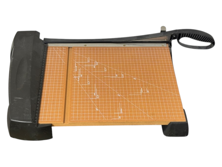 Portable Paper Trimmer With Integrated Ruler And Straight Cutting Blade 