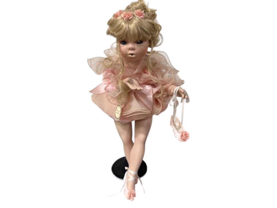 Windsor Heirloom Special Gold Seal Edition Ballerina Doll In Pink Tutu 24'H