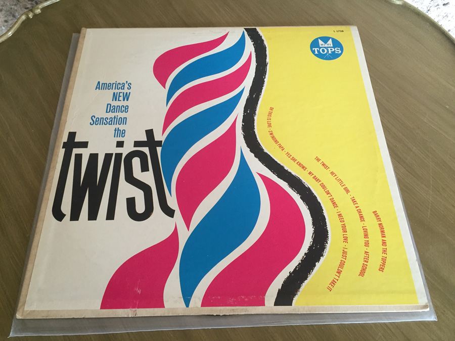 The Twist - TOPS - L 1738 [Photo 1]