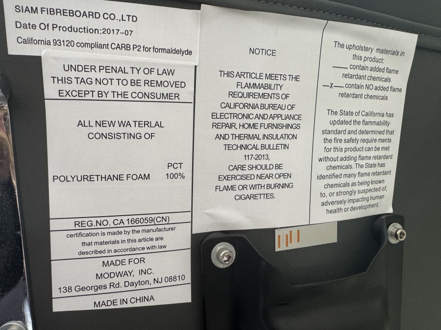 Modway Executive Office Chair Featuring Padded Black Leatherette Seat and Chrome Base 21'W X 17'D X 33'H [Photo 4]