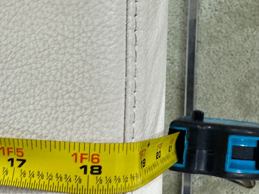 Set Of 6 Calligaris Italian Dining Chairs With Ivory Leather Upholstery And Stainless Steel Frames 18.5'W x 18.5'D x 32'H [Photo 5]