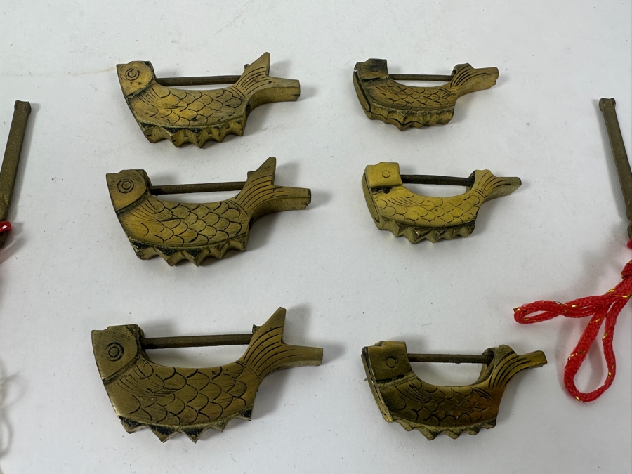 (6) Vintage Chinese Brass Koi Fish Locks With (5) Keys [Photo 4]