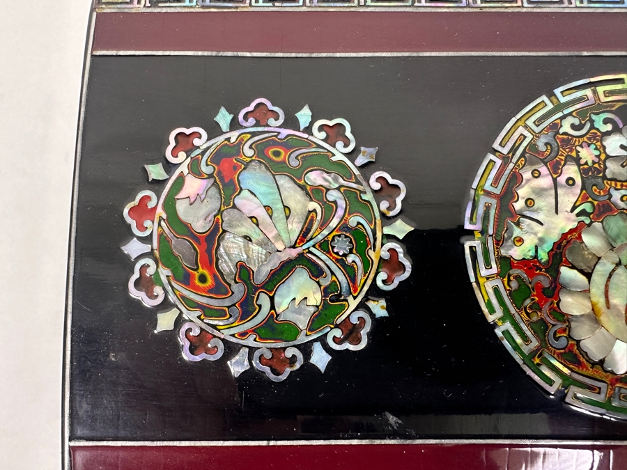 Stunning Black Lacquer Box With Mother Of Pearl Inlay Featuring Butterflies And Flowers 8.5'W x 6'D x 2.75'H [Photo 5]