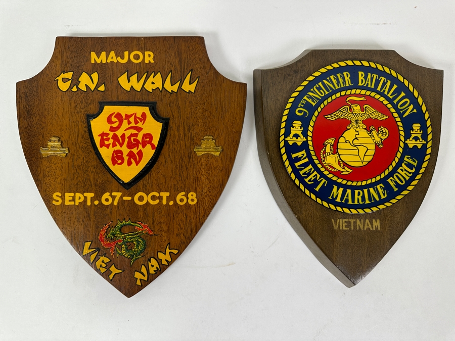 Pair Of Wooden USMC Vietnam Wall Plaques 10.5 X 11.5 [Photo 2]