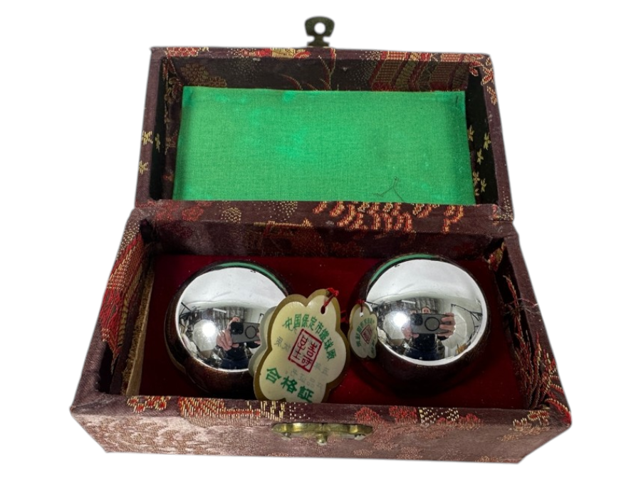 Chinese Meditation Baoding Balls In Silk Lined Box