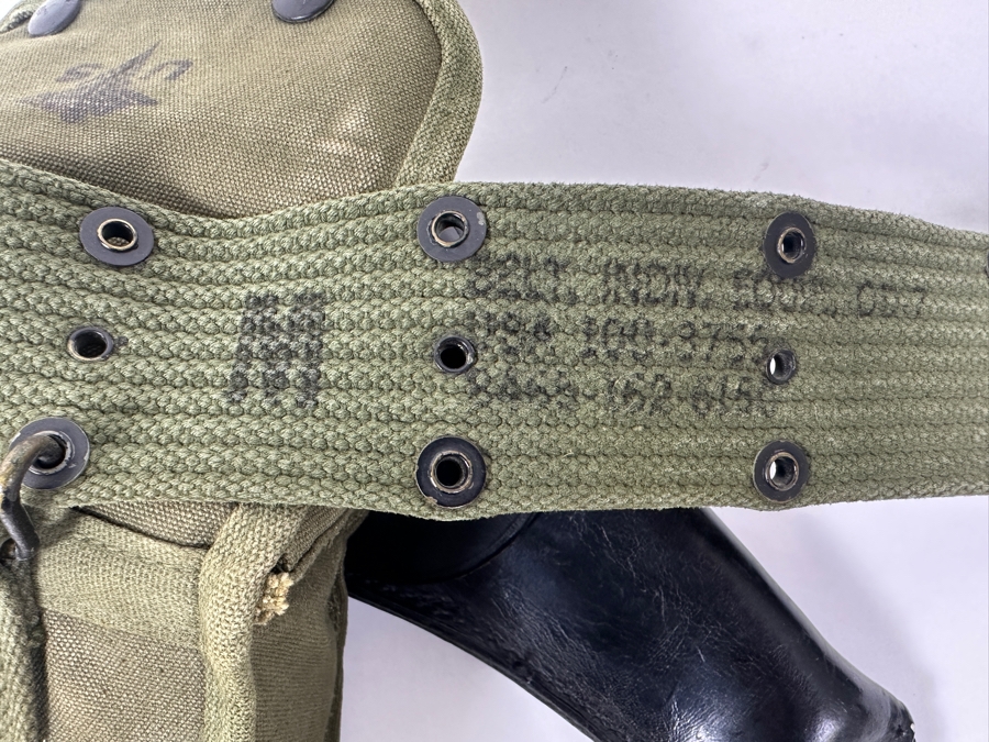 US Army Belt Kit Includes Holster, Magazine Pouch And Medical Pouch [Photo 14]