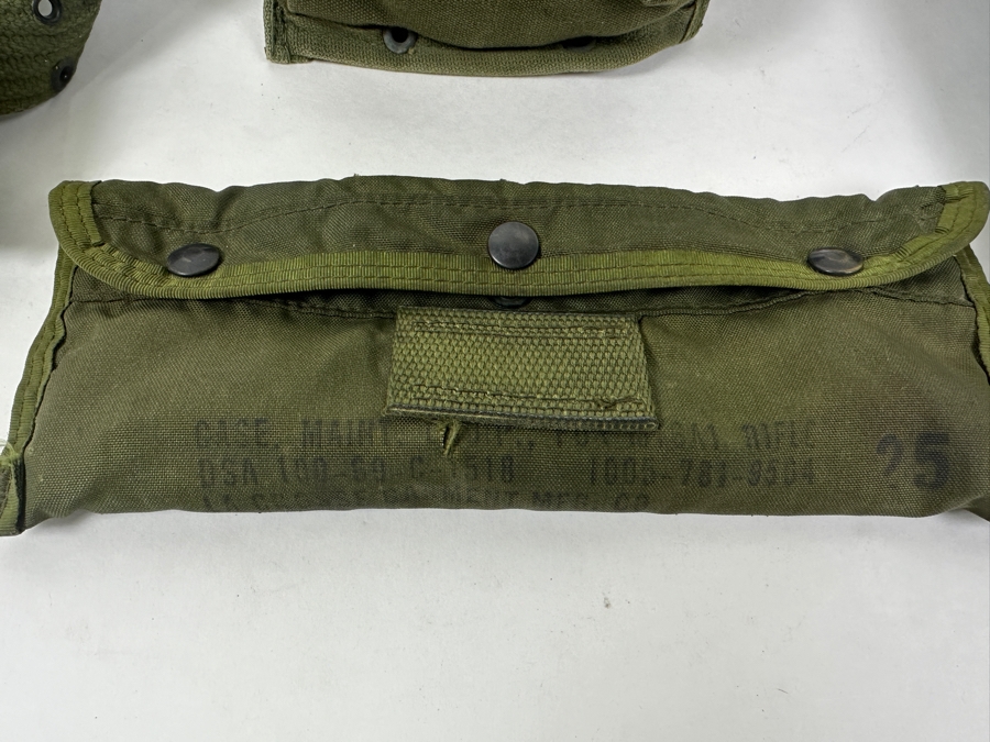 US Army Belt Kit Includes Holster, Magazine Pouch And Medical Pouch [Photo 10]