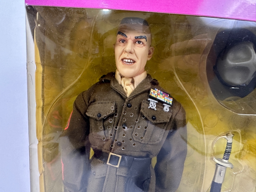 Sideshow Collectibles Gunnery Sgt. R. Lee Ermey 12' Motivational Figure [Photo 2]
