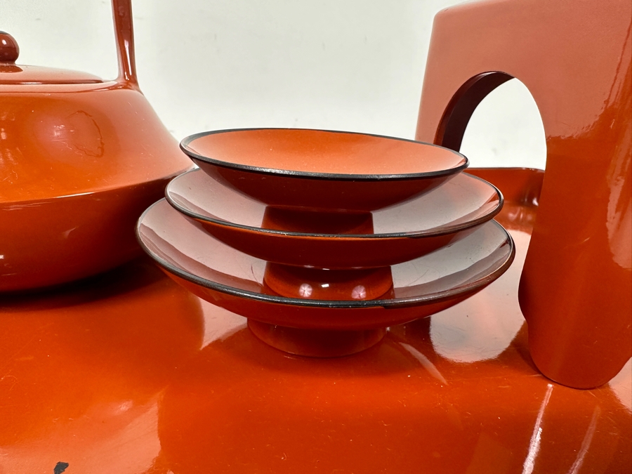 Japanese Lacquer Tea Set With Tray And Stool 13'W x 8.5'D [Photo 5]