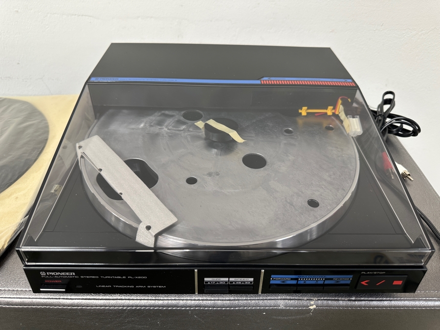 Just Added - New Old Stock Pioneer Stereo Turntable PL-X200 With Original Box And Manual [Photo 2]