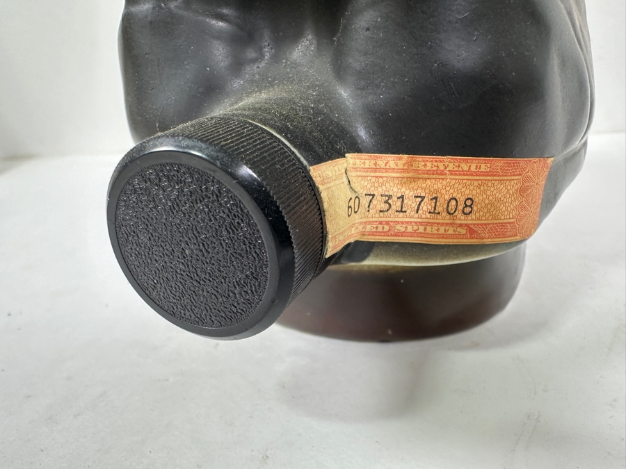 Vintage 1975 Jim Beam Military Boots And Helmet Decanter 8'H [Photo 6]