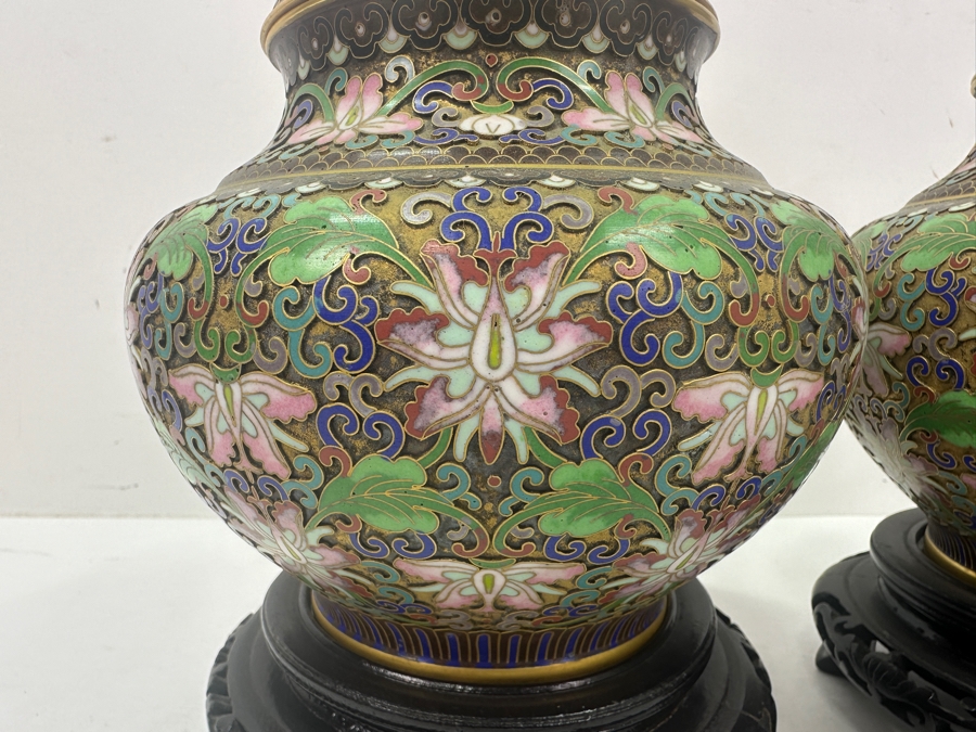 Stunning Pair Of Chinese Cloisonné Ginger Jars With Foo Dog Finials And Wood Stands 9'H [Photo 4]
