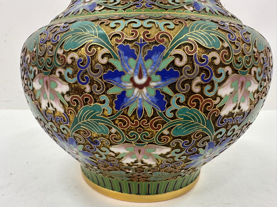 Stunning Chinese Cloisonné Lidded Jar With Foo Dog Finial 8.5'H [Photo 2]