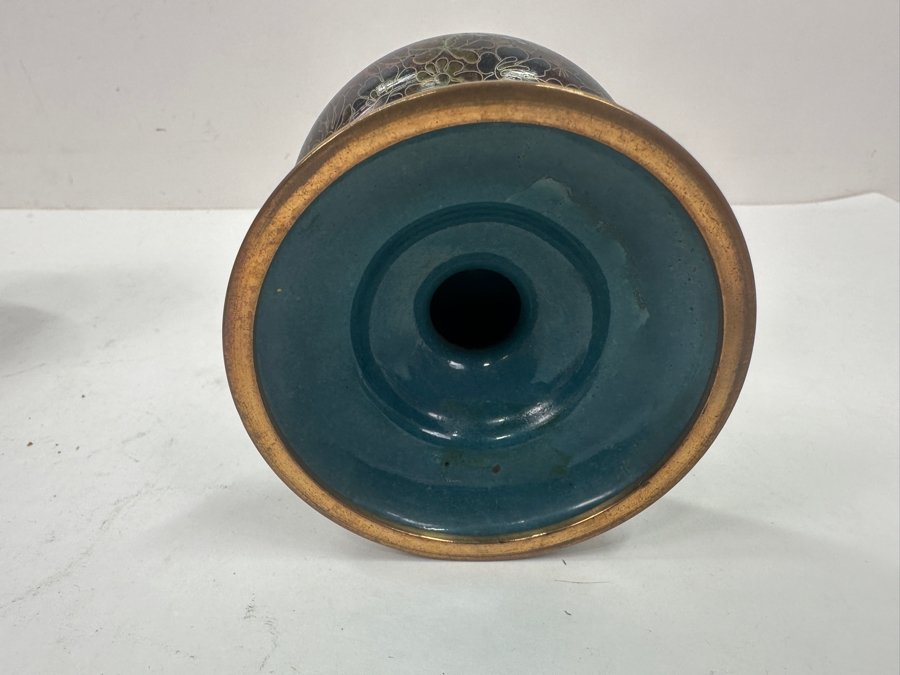 Vintage Chinese Cloisonné Lidded Tobacco Jar and Ashtray Set With Detailed Floral Patterns 3.75'H and 6.5'H [Photo 11]