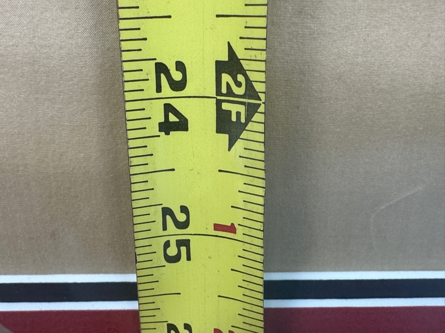 Asian Hand-Painted Hanging Scroll / Kakejiku, Depicting Daruma 14'W x 33'H
 [Photo 16]