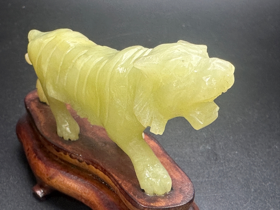 Vintage Chinese Hand Carved Yellow Jade Tiger Zodiac Figurine on Wooden Stand 2.5'H [Photo 6]