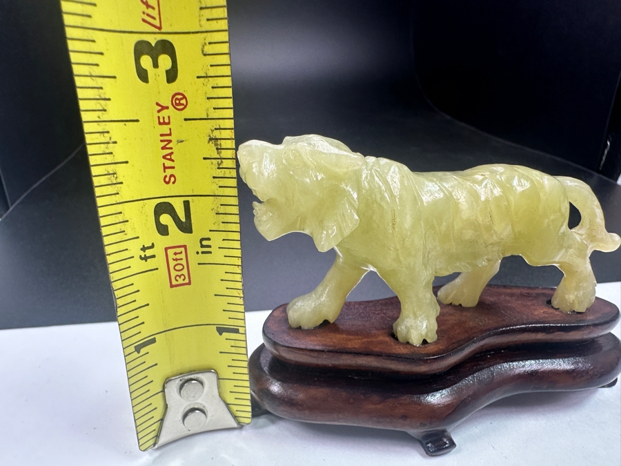 Vintage Chinese Hand Carved Yellow Jade Tiger Zodiac Figurine on Wooden Stand 2.5'H [Photo 9]