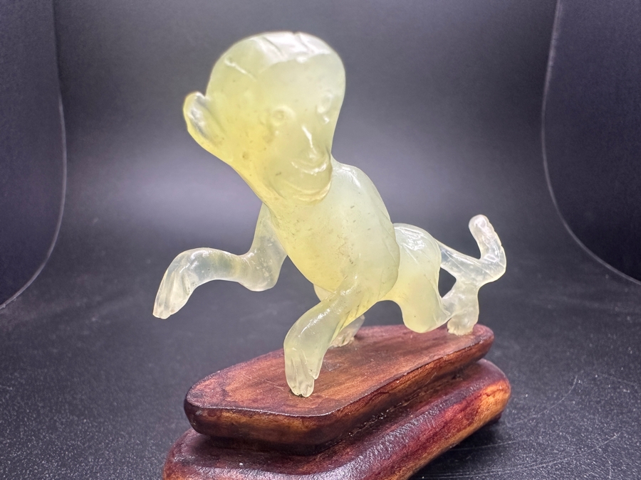 Vintage Chinese Carved Celadon Jade Mythical Monkey Zodiac Figurine On Wood Stand 2.5'H [Photo 3]