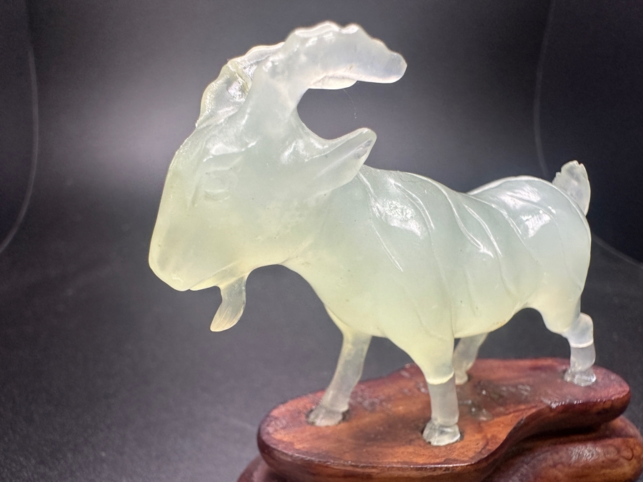Vintage Chinese Hand Carved Pale Green Jade Goat Zodiac Figurine on Wooden Stand 2.5'H [Photo 4]