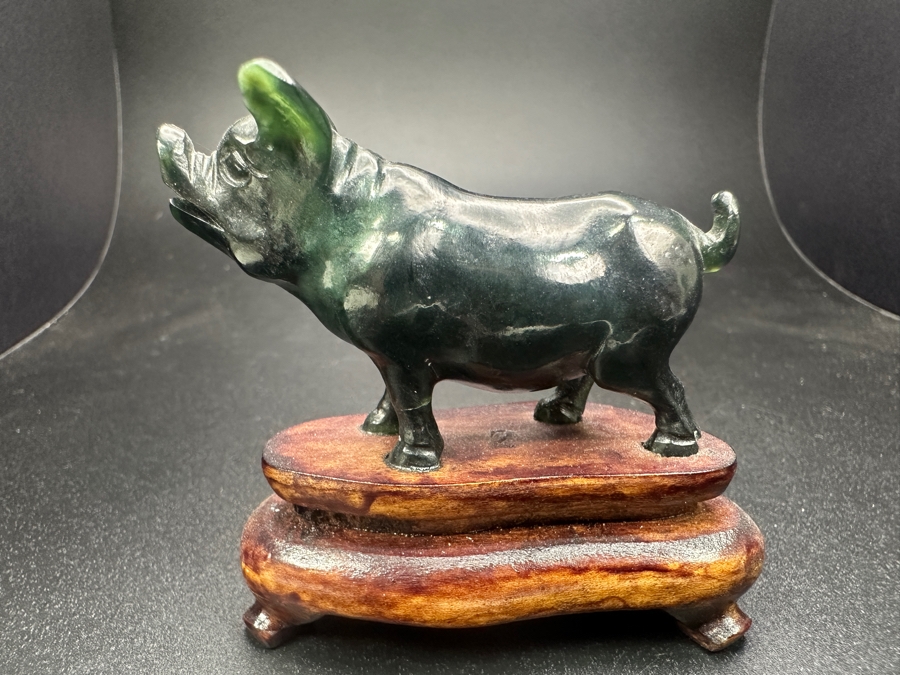 Vintage Chinese Hand Carved Nephrite Jade Pig Zodiac Figurine on Wooden Stand 2.5'H [Photo 3]