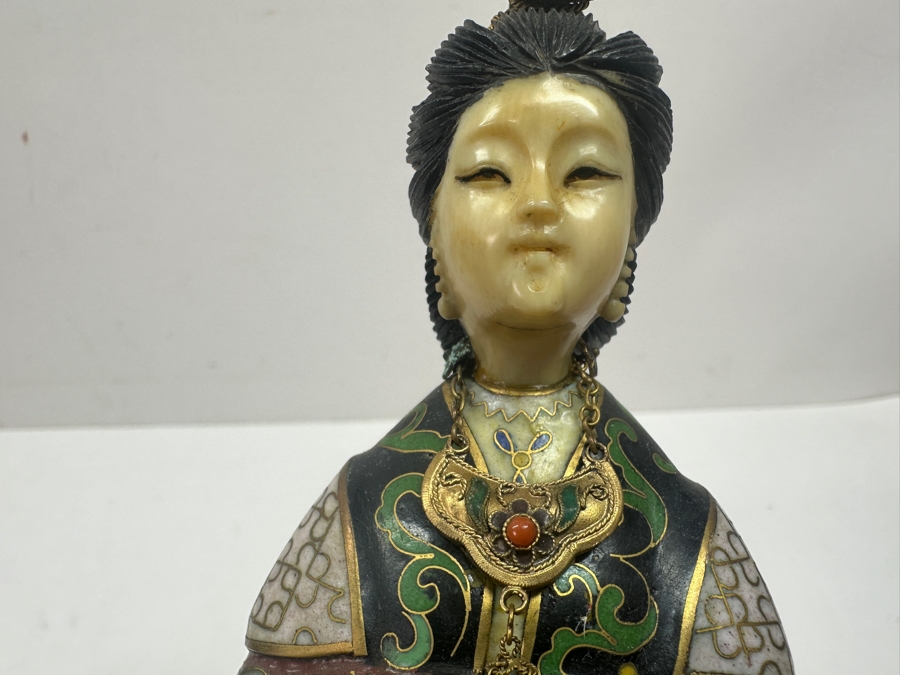 Vintage Chinese Cloisonné Figurine of Guanyin With Carved Face On Wooden Stand 10.75'H [Photo 5]