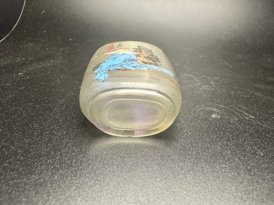 Vintage Chinese Reverse Painted Glass Snuff Bottle Artist Signed 3'H [Photo 7]