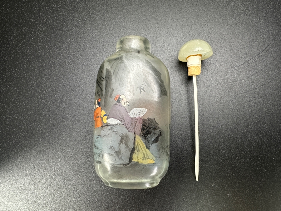 Vintage Chinese Reverse Painted Glass Snuff Bottle Artist Signed 3.25'H [Photo 8]