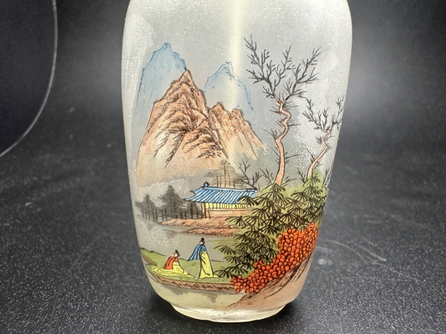 Vintage Chinese Reverse Painted Glass Snuff Bottle 3.25'H [Photo 4]