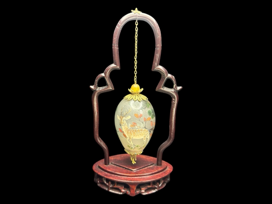 Ne'Qwa Art Reverse-Painted Glass Ornament Of A Deer On Pendant Display Stand 7.5'H [Photo 3]