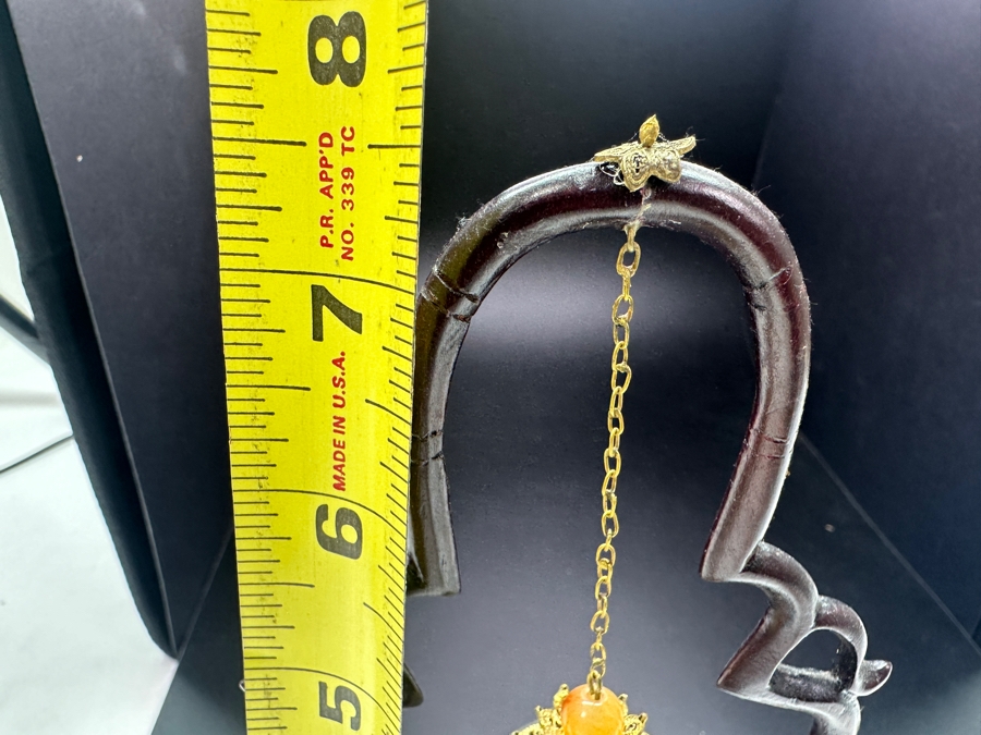 Ne'Qwa Art Reverse-Painted Glass Ornament Of A Deer On Pendant Display Stand 7.5'H [Photo 7]