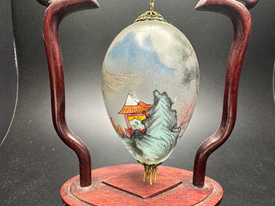 Ne'Qwa Art Reverse-Painted Glass Ornament Of Mountains On Pendant Display Stand 7.5'H [Photo 5]