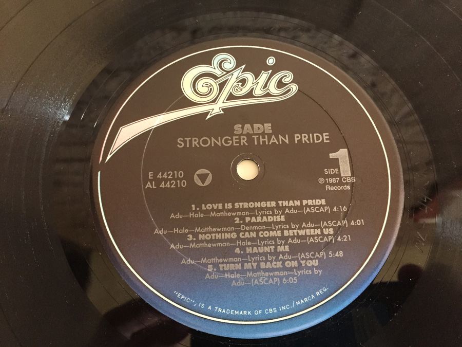 Sade ‎- Stronger Than Pride - Epic ‎- E 44210 [Photo 6]