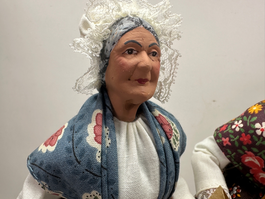 (4) Vintage French Santon D'Argile Clay Dolls Depicting Country Women Carrying Baskets And Water 10'H [Photo 2]