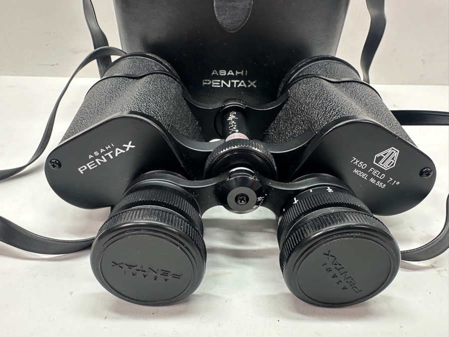 Vintage Asahi Pentax Binoculars with Strap And Case 7X50 Field 7.1° Model No. 553 
 [Photo 2]
