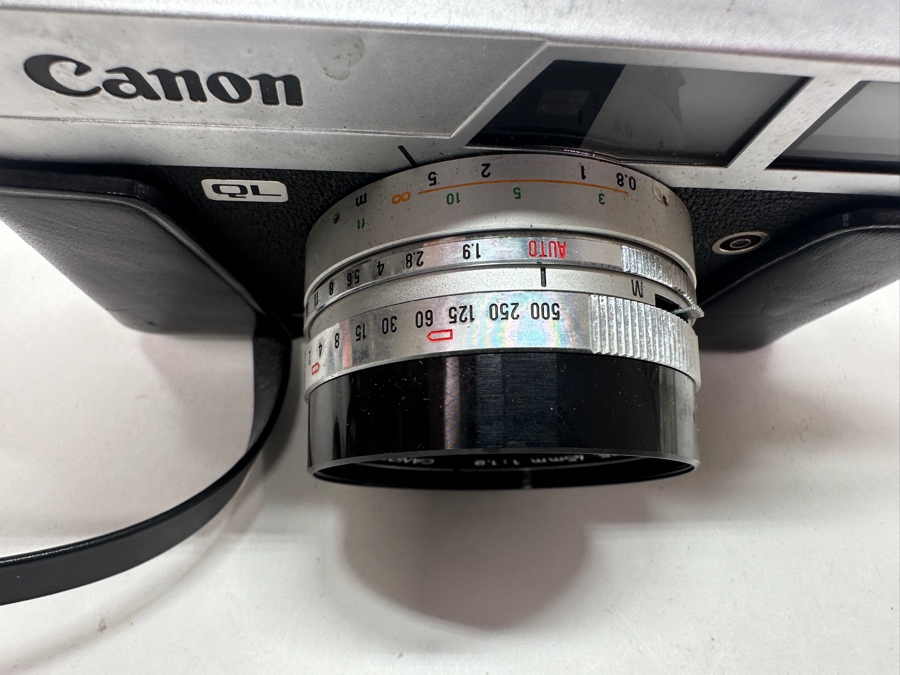 Vintage Canon Canonet QL17 GIII 35mm Rangefinder Camera With Leather Case And Lens Cap [Photo 8]