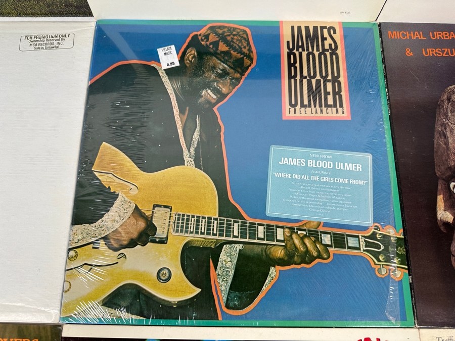 Last Minute Add - (9) Vintage Vinyl Records [Photo 6]