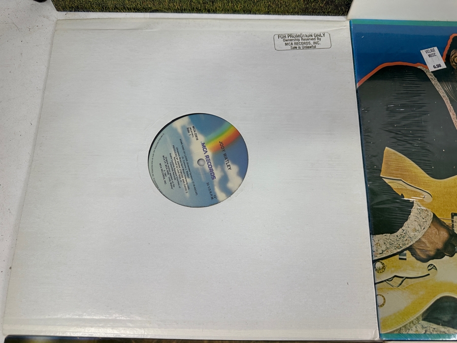 Last Minute Add - (9) Vintage Vinyl Records [Photo 7]