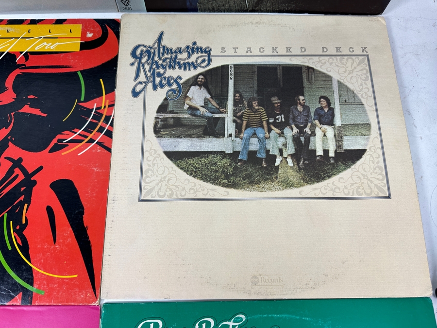 Last Minute Add - (9) Vintage Vinyl Records [Photo 5]