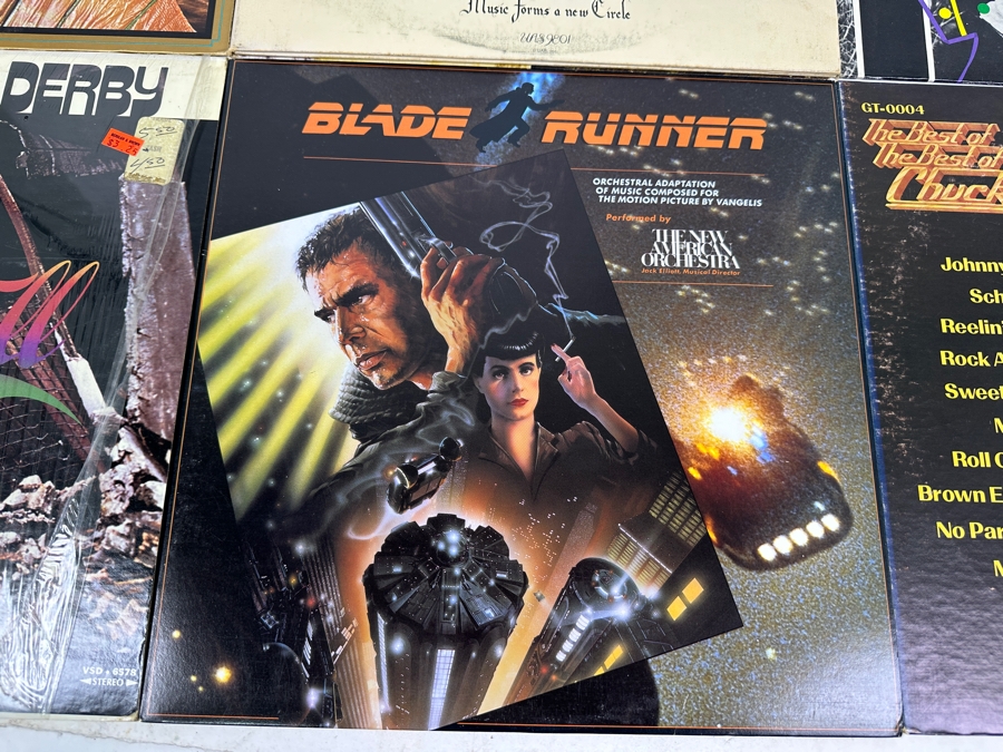 Last Minute Add - (9) Vintage Vinyl Records [Photo 9]