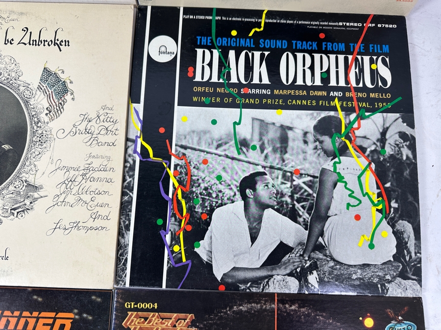 Last Minute Add - (9) Vintage Vinyl Records [Photo 5]